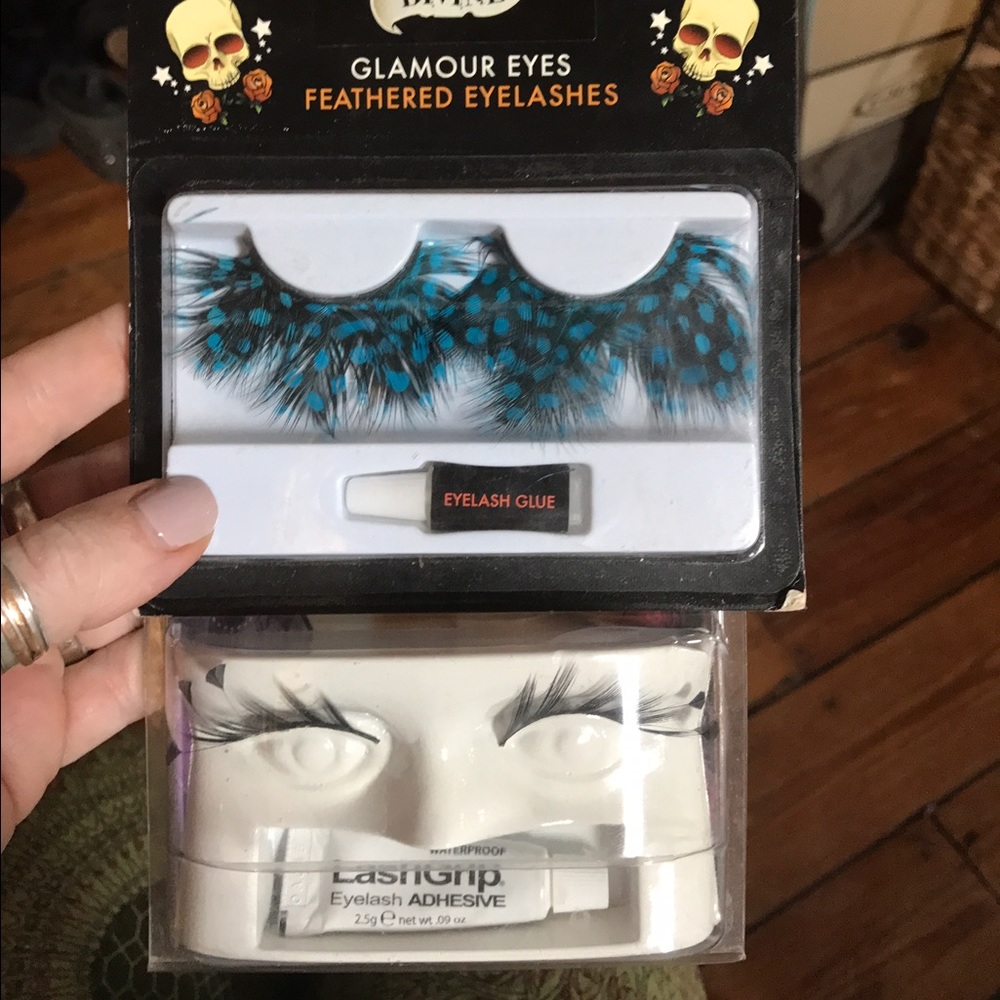 Fun eyelashes
